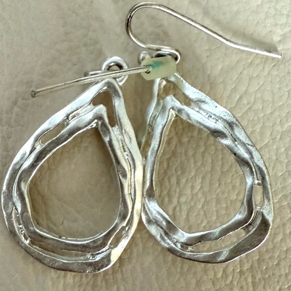 Elegant Silver Drop Earrings - Picture 1 of 2